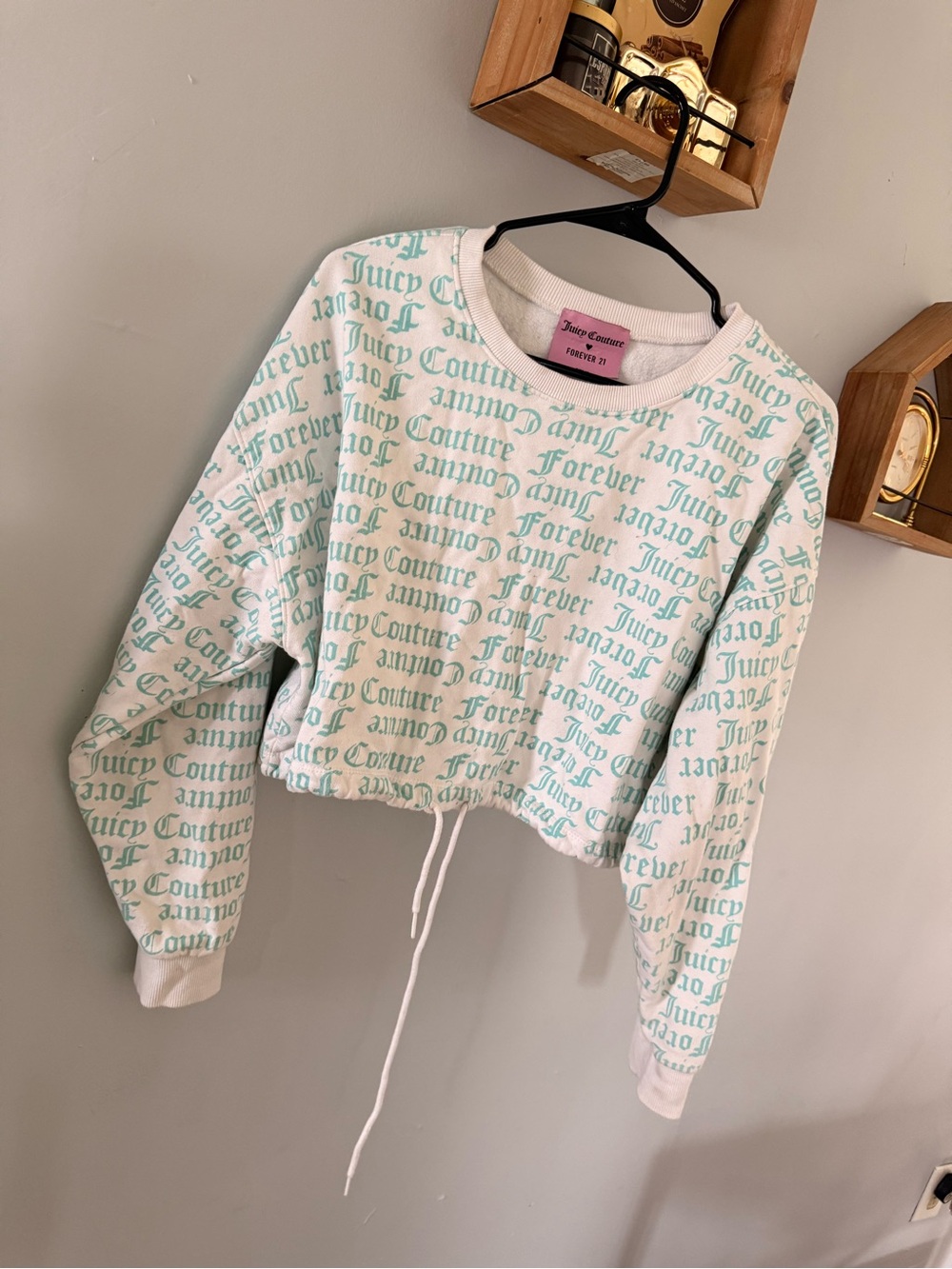 Juicy Couture White & Mint Script Cropped Sweatshirt